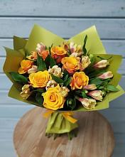 Букет цветов из:  Альстромерии и Розы в Кукарино