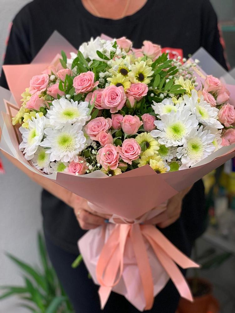 Букет цветов из: Розы и Хризантемы в Кукарино