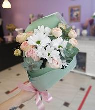 Букет цветов из:  Хризантемы и Розы в Кукарино