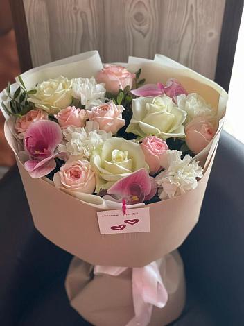 Букет цветов из: Орхидеи, Розы и Гвоздики в Кукарино