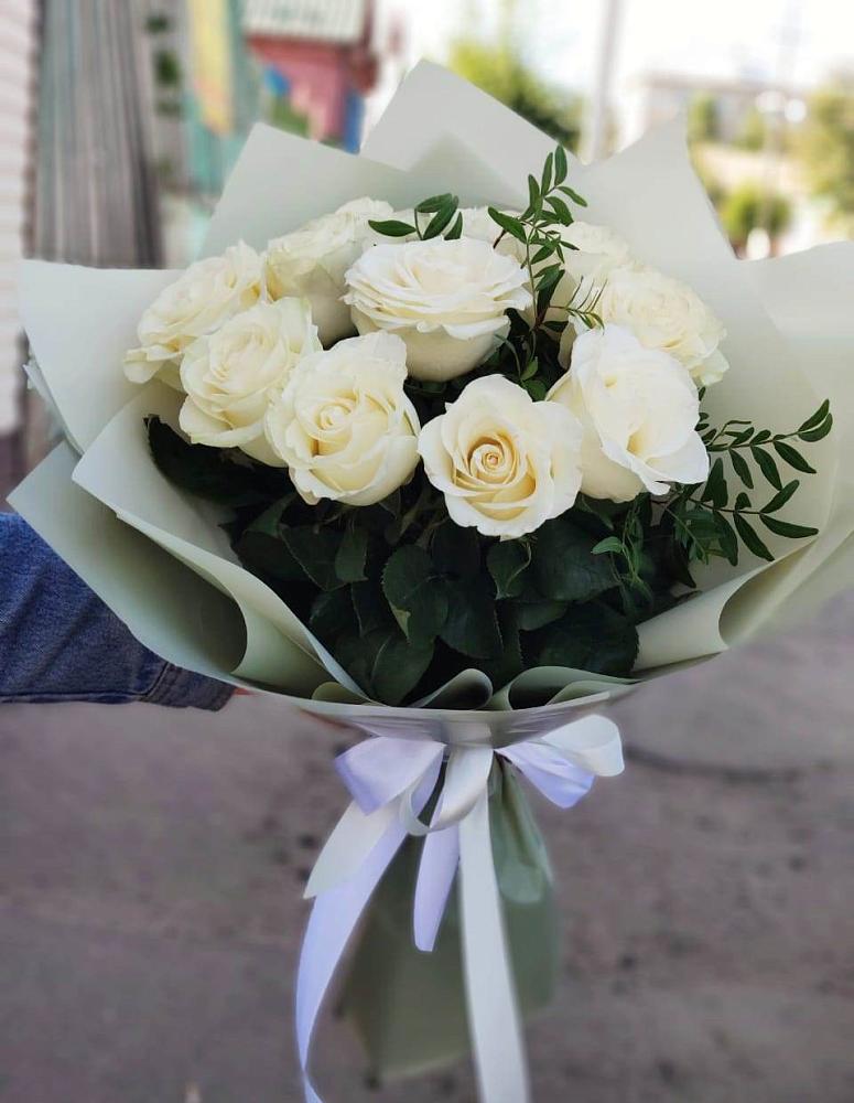 Букет Белые розы Проуд в Кукарино
