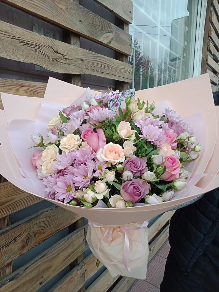 Букет цветов из: Розы и Хризантемы в Кукарино