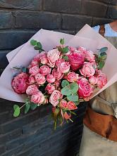 Букет розы в пальмах в Кукарино Букет цветов из: Розы в Кукарино