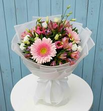 Букет цветов из:  Герберы, Альстромерии и Лизиантусы в Кукарино
