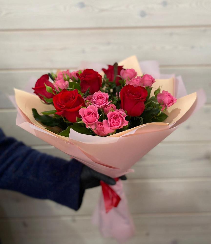 Букет цветов из: Розы в Кукарино