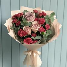 Букет цветов из:  Гвоздики и Розы в Кукарино