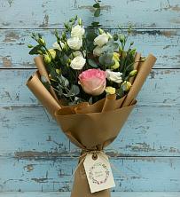 Букет цветов из:  Розы и Лизиантусы в Кукарино