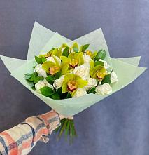 Букет цветов из:  Орхидеи и Розы в Кукарино
