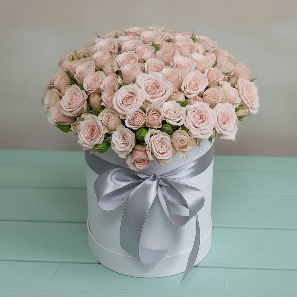 Цветочная композиция из Розы в шляпной коробке в Кукарино